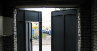 Купить гаражные ворота распашные Пыть-Ях, цена от 3919 руб.